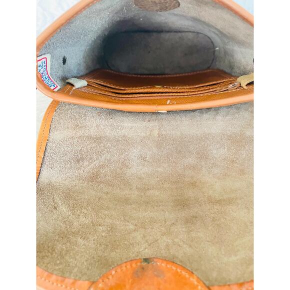 Vtg DOONEY and BOURKE AWL burn orange saddle round small shoulder bag crossbody - Picture 9 of 9